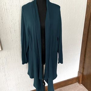 Women’s Light Cardigan Sweater (long)